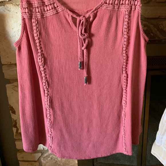 ✨3 for $25✨ Christopher & Banks tie front tank - Picture 5 of 7